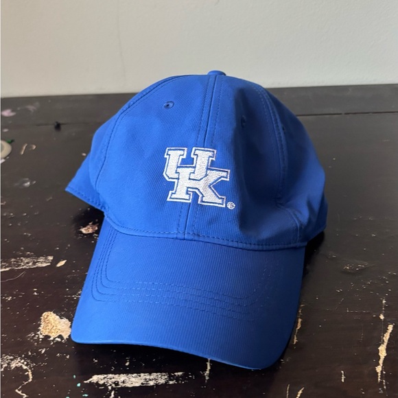 Blue UK Cap, Retailed at $20 - AT LOWEST RECOMMENDED LISTING - Picture 1 of 3